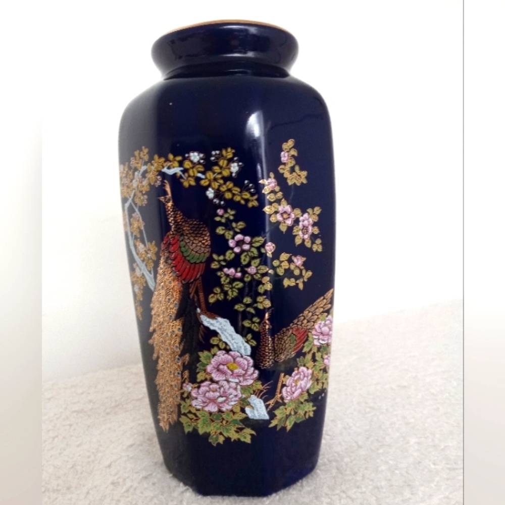 Japan Octagonal Vase 6 inch high midnight blue.